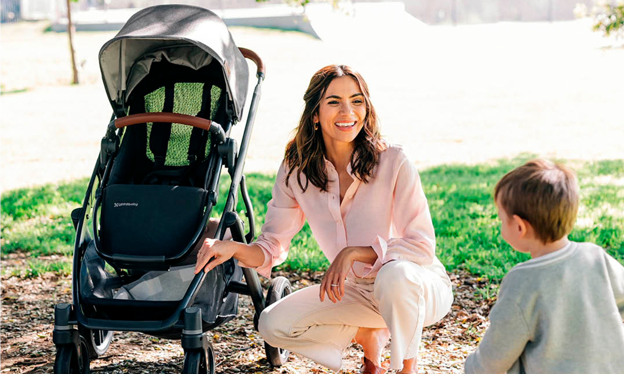 UPPAbaby pram comparison showing Vista V3, Cruz V3, Minu V3 and Ridge for different family lifestyles