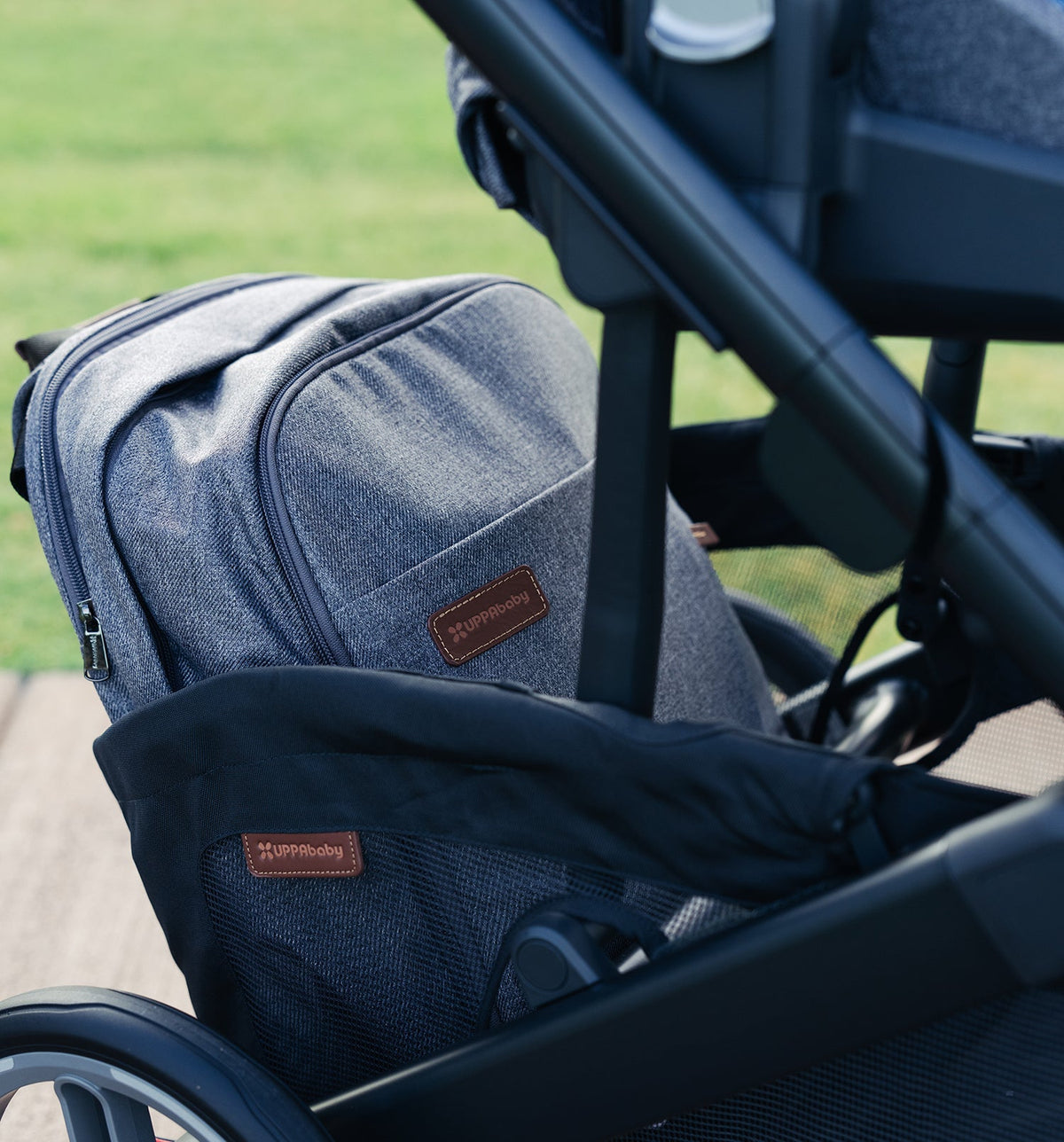 UPPAbaby Nappy Bag Pro Greyson (Grey Melange / Saddle Leather)